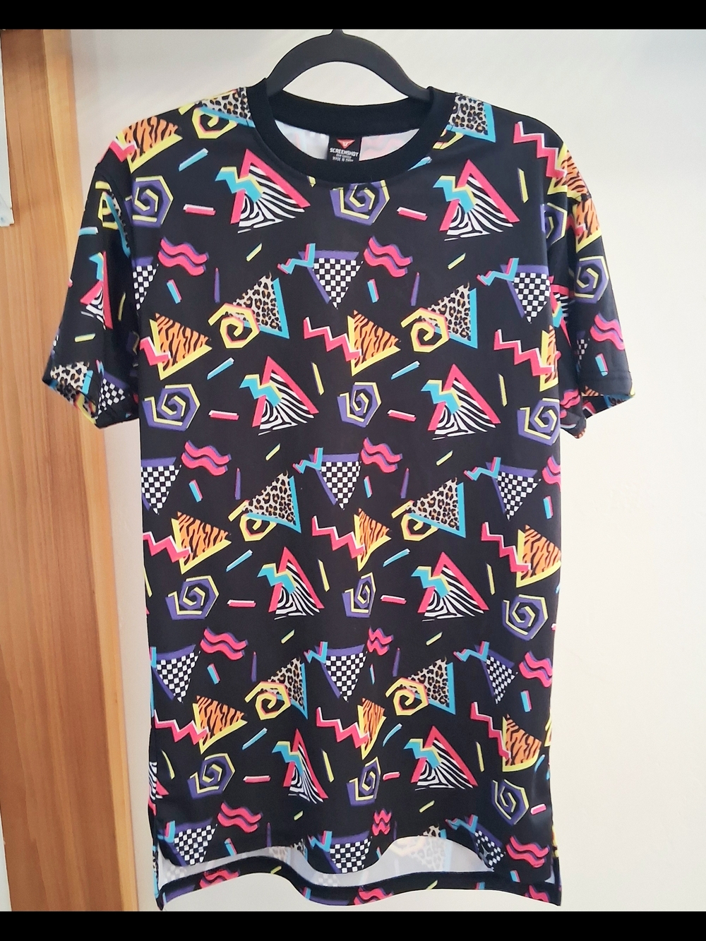 Screenshot Men's Longline Curved Hem Tee Size Medium 80's 90's Vibrant Print EUC